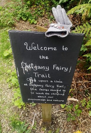 Glove Fairy Trail Blackberry Lane Entrance 24JUNE22