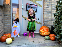 Emmi In Paradise Halloween Hamper Comp 27OCT20 Donna Darren Cox