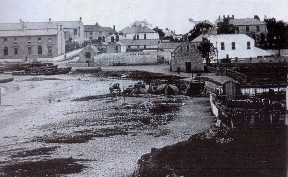 Harbour-before-even-The-Grand-Hotel-was-built-Source-Derek-Paine (800x494)
