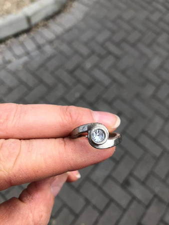 Ring found at Harbour by Nicole McLaughlin now at Garda station 11MAY21