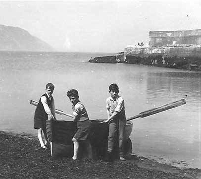Greystones Harbour, with John Redmond to the right, Leslie Spurling in the middle, and unknown Pic Patrick Neary