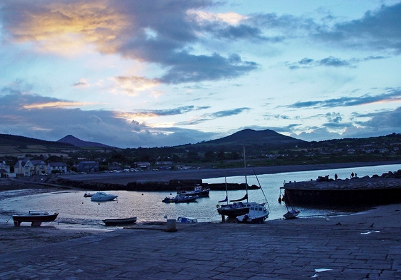 Greystones_Harbour Sunset August 2005 Pic Eamon Flynn (800x559)