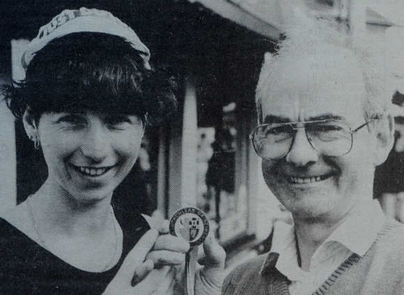 National Marathon champion Eleanor Hill with her sponsor, Martin O'Donoghue 1994 Bray People 1