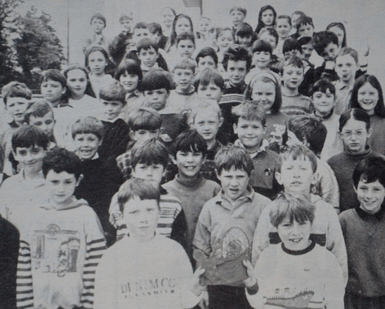 St Laurence's Junior Primary Schoolkids 1995 Bray People