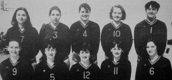 Volleyball champs Patricia Somers, Susan O'Donnell, Maria O'Connell, Tracy Maynes, Johann Cardiff, Siobhan Ryan, Cathy Mullin, Siobhan Ryan, Janine Nohilly, Marion Walsh 1995 Bray Peopl