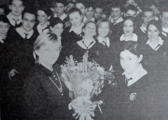 Johanna Murray presents Fiona Roche with a St David's thank you for the drug talk 1997 Bray People