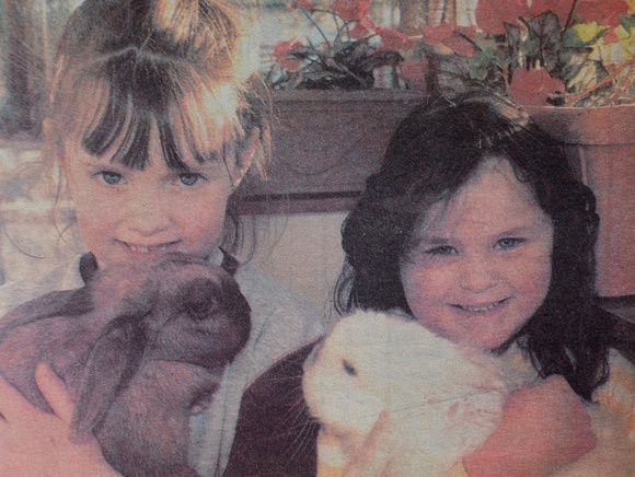 Christine Hoctor & Rachel Donnelly get Easter Sunday dinner ready 1997 Bray People