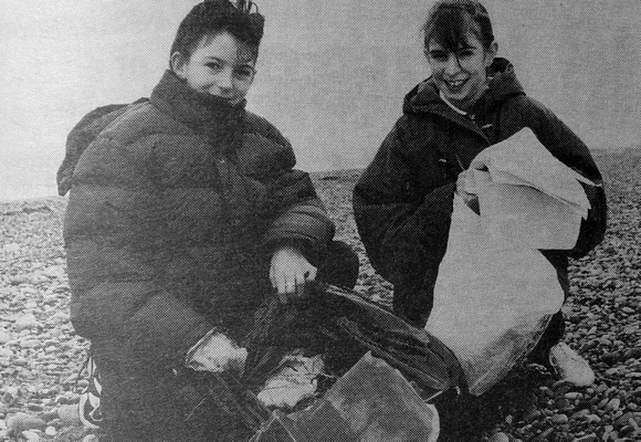 Wildlife litter surveyors Jenny McGrath & Ciara Cronin 1997 Bray People