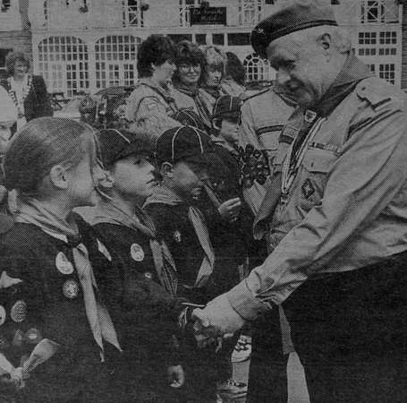 Chief Scout Jim Lawlor meets the Greystones massive 1997 Bray People