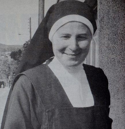 Carmelite nun Gwen Collins by Dave O'Connor 1997 Bray People