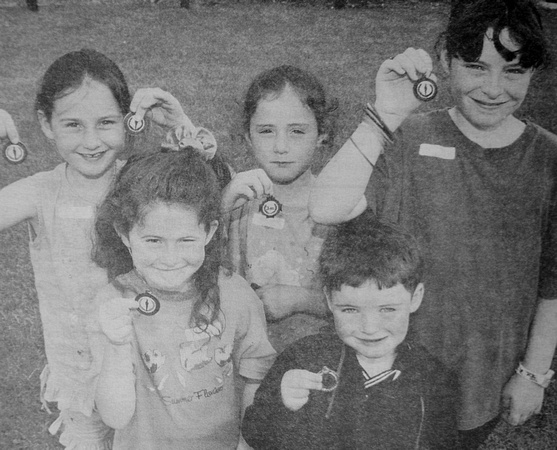 Sports champ cousins Tara, Gary, Rebecca, Elliot, Gemma & Carl Lewis 1997 Bray People
