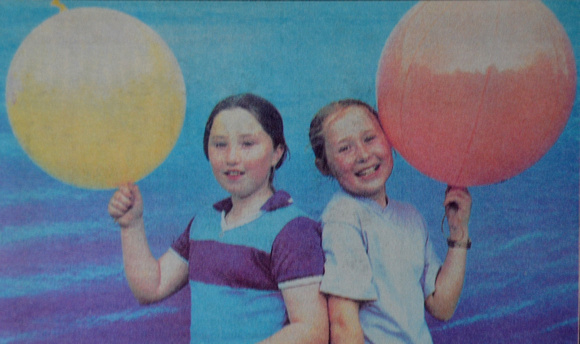 Newcastle girls Emma Greene & Saide Heffernan 1998 Bray People