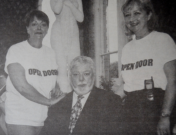Delgany author Gordon Thomas with Open Door's Dorothy Hutson & Orlaith McGrath 1998 Bray People