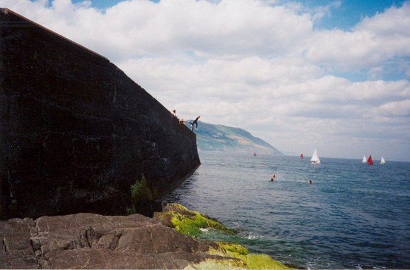 Greystones-Harbour-Jumping-from-the-Fishing-Wall-Pic-June-Byrne