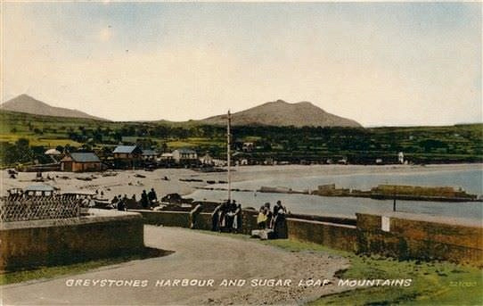 Greystones-Harbour-Postcard-1950s-Pic-Patrick-Neary