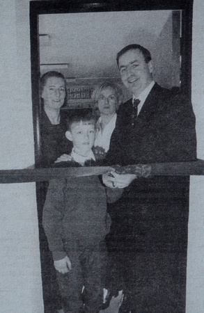 Michael Martin takes Principal Catherine Coveney, language teacher Margaret Costello and pupil Daniel Nolan hostage 1998 Bray People