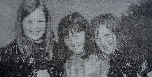Rebecca Cranton & Sarah Joyce make friends with Galway girl Hannah Murray at the Greystones Summer Fest 1999 Bray People