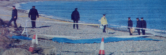 Gartdí investigate a 43-year-old man's brutal murder on the North Beach 1999 Bray People