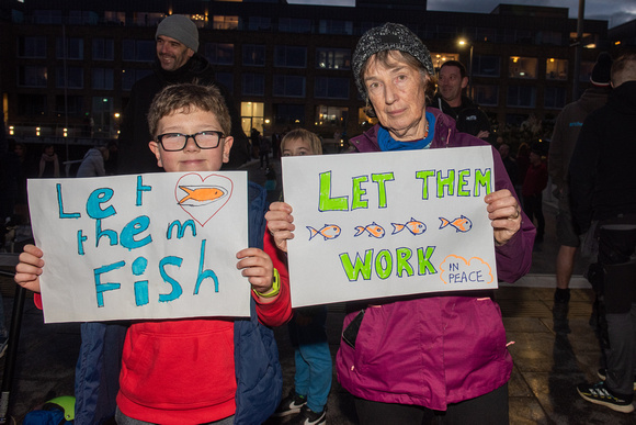 Greystones Fishermen Harbour Gate Protest TUES1NOV22 John McGowan GG 17.jpg