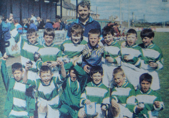 Greystones celebrates winning the Division 1 Cup 1999 Bray People