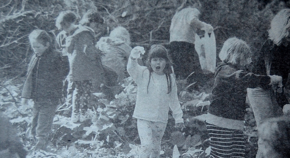 Katie Nicolas & her St Patrick's schoolmates clean-up 1999 Bray People