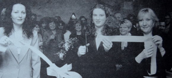 Kilcoole's Hair Studio is opened by Mildred Fox with Edel Porter & Siobhan Kearns 1999 Bray People
