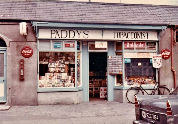 Paddy's Tobacconist 1960s Pic John O'Hare