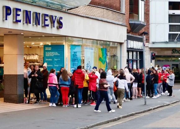 Penneys queues Bray Central 2020 Liam Burke 2