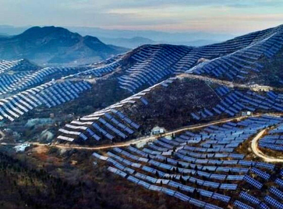 Shanxi Province Norther China 10,590 solar farm 1.51b kilowatts a year eco climate power energy