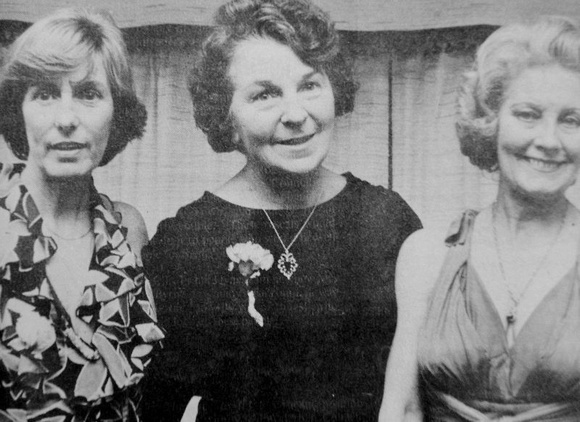 Angela-Cole-Ruth-Archer-Eithne-cole-at-Greystones-Rugby-Club-annual-dinner-1983.-Source-Bray-People-800x582-800x582