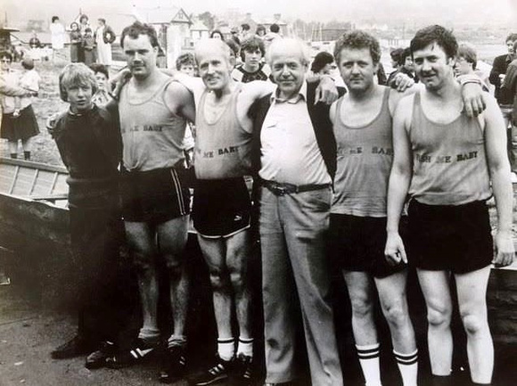 Sponsored-row-to-Kish-Lighthouse-with-Niall-Hayden-Pat-Mooney-John-Redmond-unknown-Snowy-Byrne-and-John-Byrne
