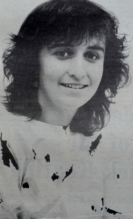 Grattan Park's Paula Kelly, 16-year-old singing sensation 1983 (622x1024)