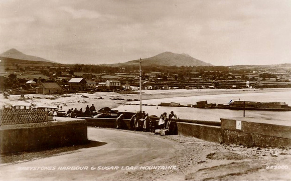 Greystones Harbour & Sugar Loaf Mountains postcard (1240x771)